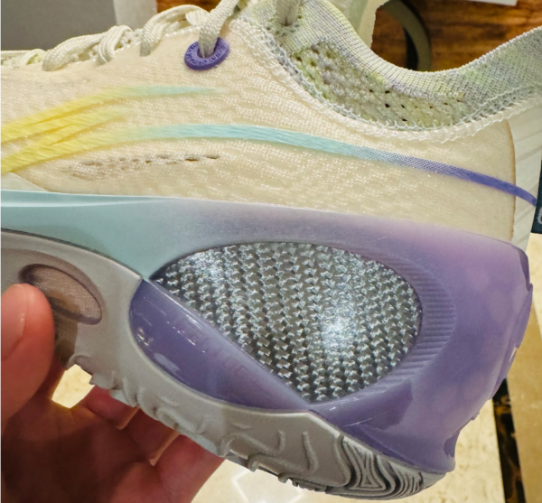 Giay Li-Ning Wade 808 III Ultra V2 Kuning Putih ABAU047-2