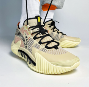 Giay Lining BadFive 2 low 'Beige' ABFT029-7