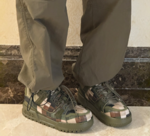 Giay Louis Vuitton LV Maxi Trainers 'Khaki' 1ACNCZ