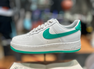 Giay Nike Air Force 1 '07 Prm HF4864-094