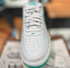 Giay Nike Air Force 1 '07 Prm HF4864-094