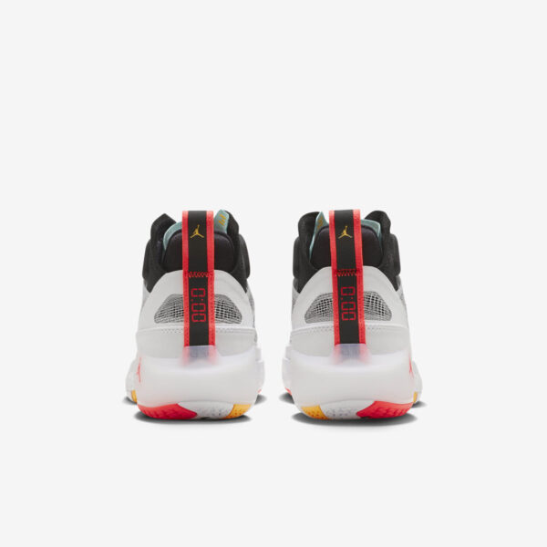 Giay Nike Air Jordan 37 Low Guo PF 'Guo Ailun' FJ4495-130