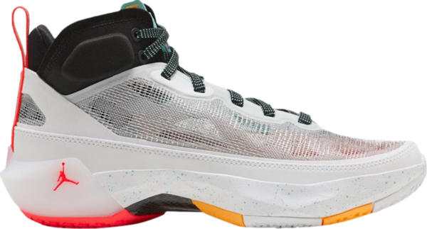 Giay Nike Air Jordan 37 Low Guo PF 'Guo Ailun' FJ4495-130