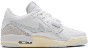 Giay Nike Air Jordan Legacy 312 Low 'Love' HJ3483-101