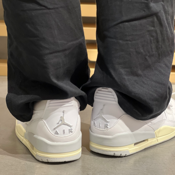 Giay Nike Air Jordan Legacy 312 Low 'White' HJ9199-111