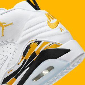 Giay Nike Air Jordan MVP 678 'White Yellow' DZ4475-107