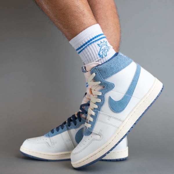 Giay Nike Air Jordan Ship PE SP 'Every Game' DZ3497-104