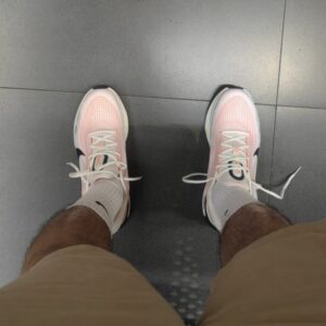 Giay Nike Journey Run 'Sail Total Orange' FN0228-100