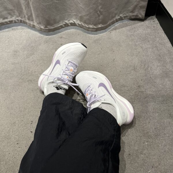 Giay Nike Journey Run 'Violet Mist' FJ7765-100