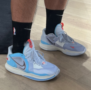 Giay Nike Kyrie Low 5 EP 'Football Grey' DJ6014-003