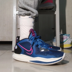 Giay Nike Kyrie Low 5 'Precious Stones' DJ6012-400