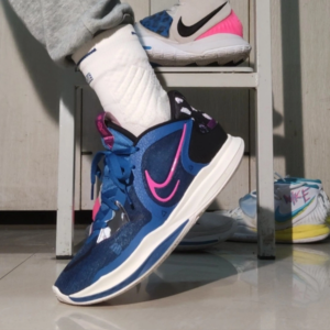 Giay Nike Kyrie Low 5 'Precious Stones' DJ6012-400