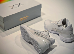 Giay Nike Lebron NXXT Gen Ampd 'White Silver' FJ1567-102