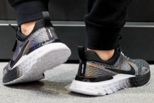 Giay Nike React Infinity Run Flyknit 3 Premium 'Black' DZ3027-001