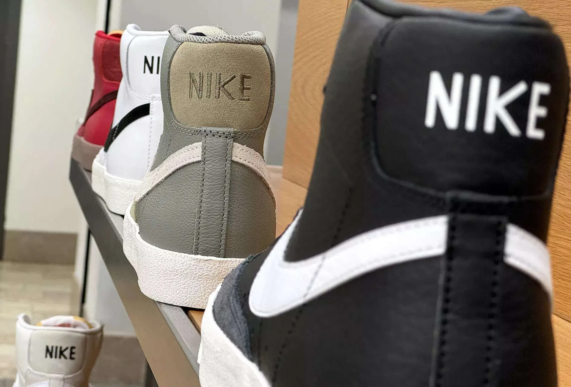 Giay Nike Retro: Nhung mau hot nhat thap nien 80