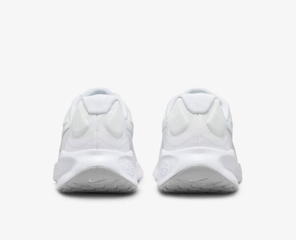 Giay Nike Revolution 7 'White Pale Blue' FB2207-100