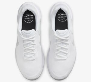 Giay Nike Revolution 7 'White Pale Blue' FB2207-100