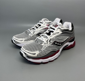 Giay Saucony Progrid Omni 9 OG 'White Silver Red' S70739-1