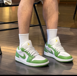Giay Nike Air Jordan 1 Low 'Chlorophyll' HF4823-100
