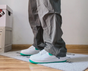 Giay Nike Air Force 1 '07 Prm HF4864-094