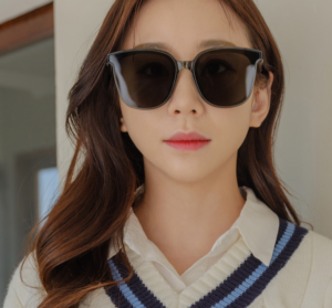 Kinh Gentle Monster Jackie G3 'Grey'