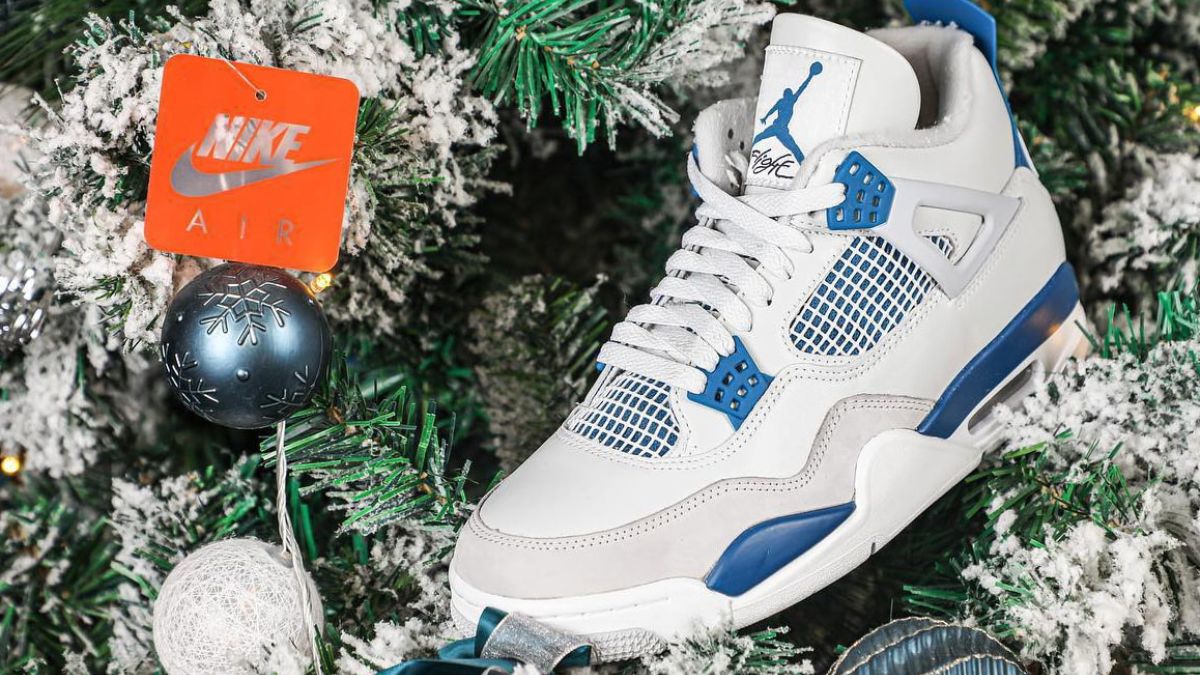 Air Jordan 4 "Military Blue" - Mot hanh trinh tro lai day an tuong