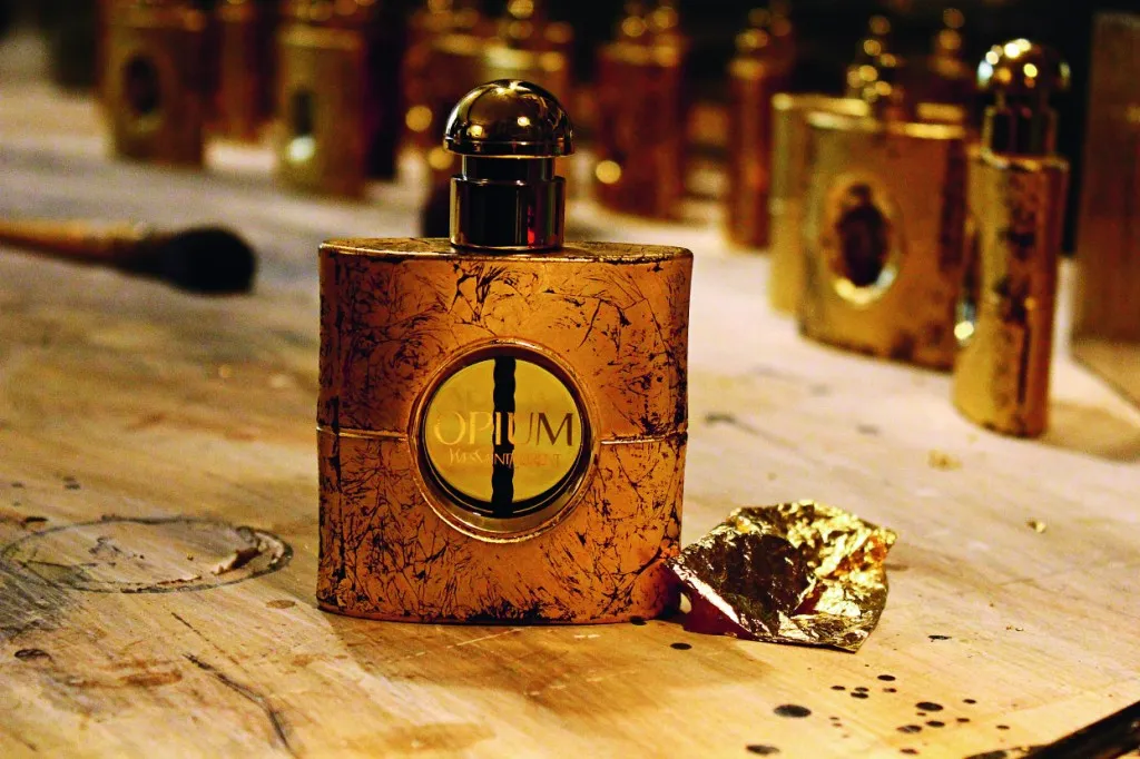 Hinh anh 4: Nhung mau nuoc hoa co dien truong ton theo thoi gian