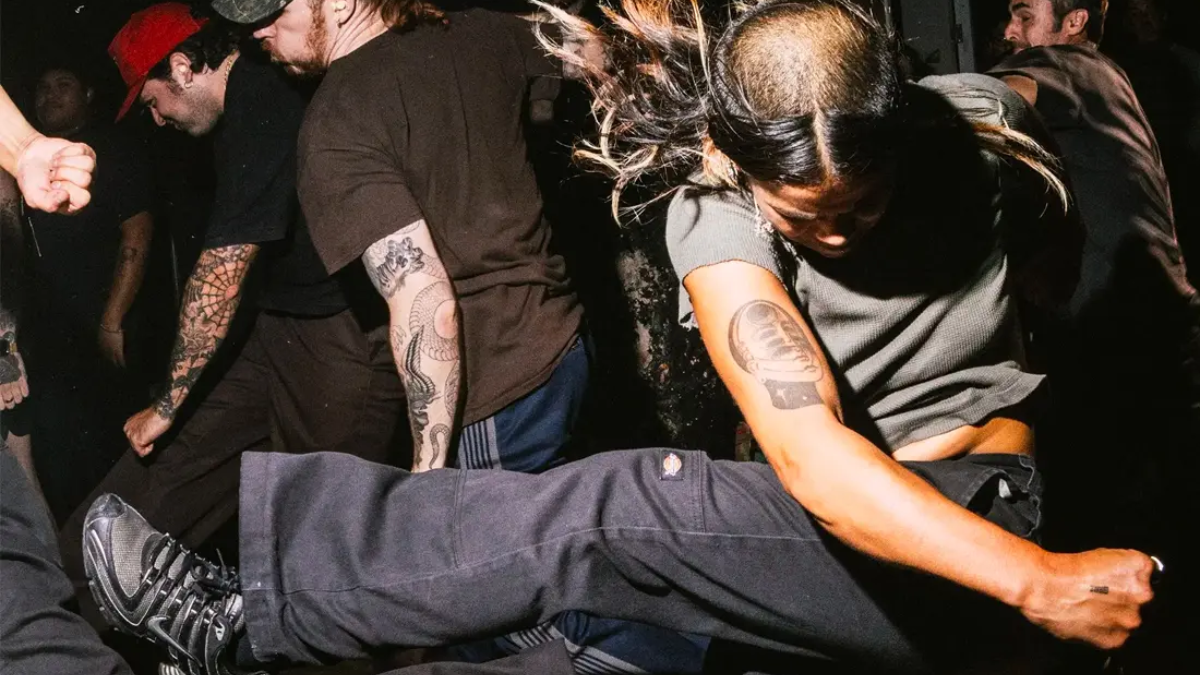 Swoosh huyen thoai: Bieu tuong Hardcore Uc bang giay Nike