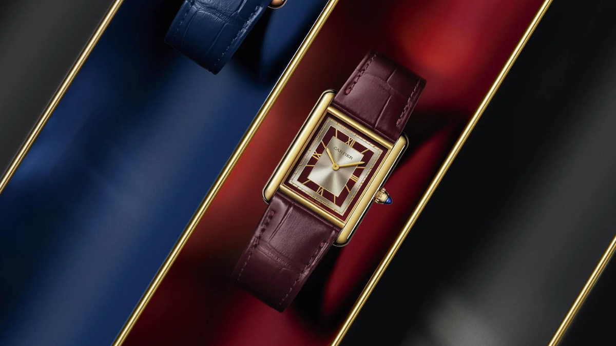 Hinh anh 3: BST dong ho dang ghen ti cua Jin BTS: Cartier, Jaeger-LeCoultre...