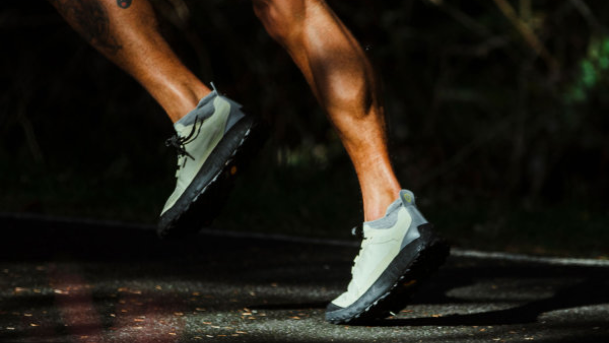 Hinh anh 2: Giay di bo duong dai - Nguoi ban dong hanh hoan hao