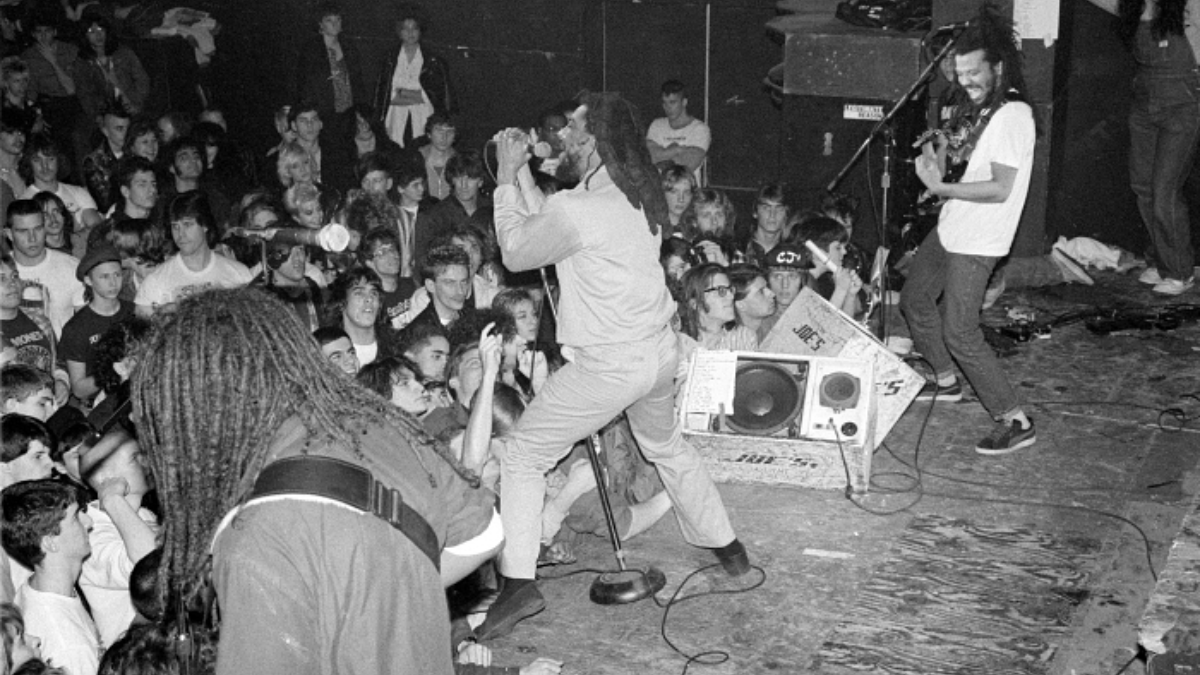 Hinh anh 3: Swoosh huyen thoai: Bieu tuong Hardcore Uc bang giay Nike