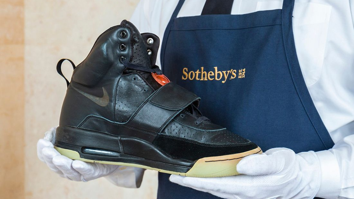 Top 22 doi giay the thao dat nhat tung duoc ban dau gia (Phan 2)