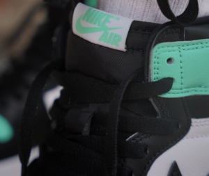 Giay Nike Air Jordan 1 Retro High 'Green' FD1437-130