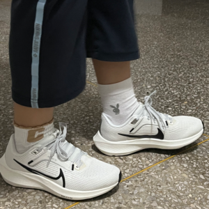 Giay Nike Air Zoom Pegasus 40 'Coconut Milk' DV3854-104