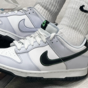 Giay Nike Dunk Low GS 'Green Strike' FB9109-107