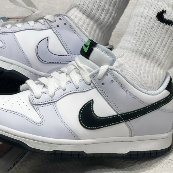 Giay Nike Dunk Low GS 'Green Strike' FB9109-107