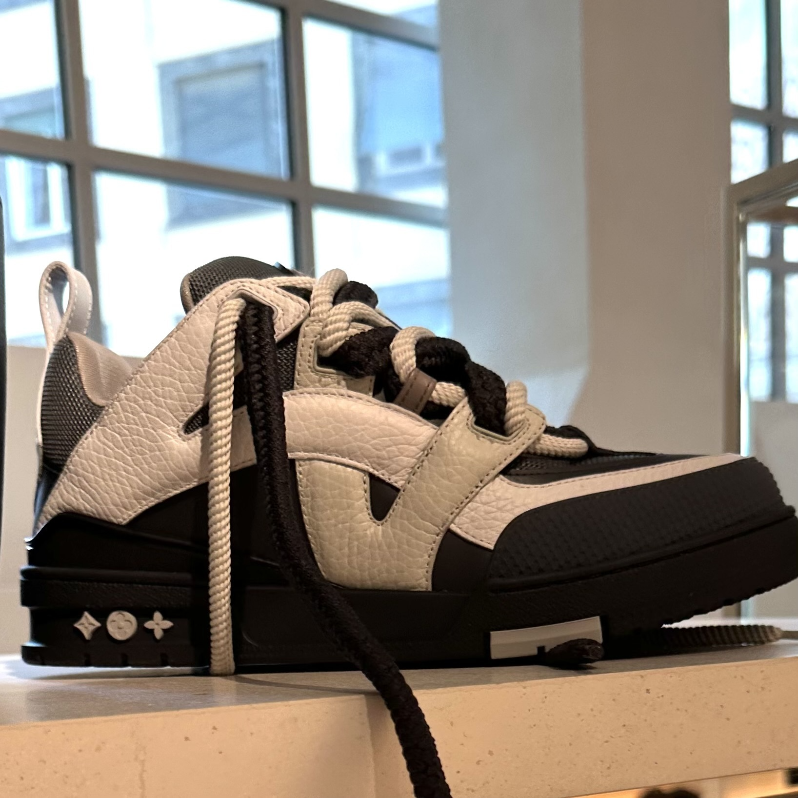 Giày Louis Vuitton LV Skate Trainers 'Anthracite Grey' 1ABZ46