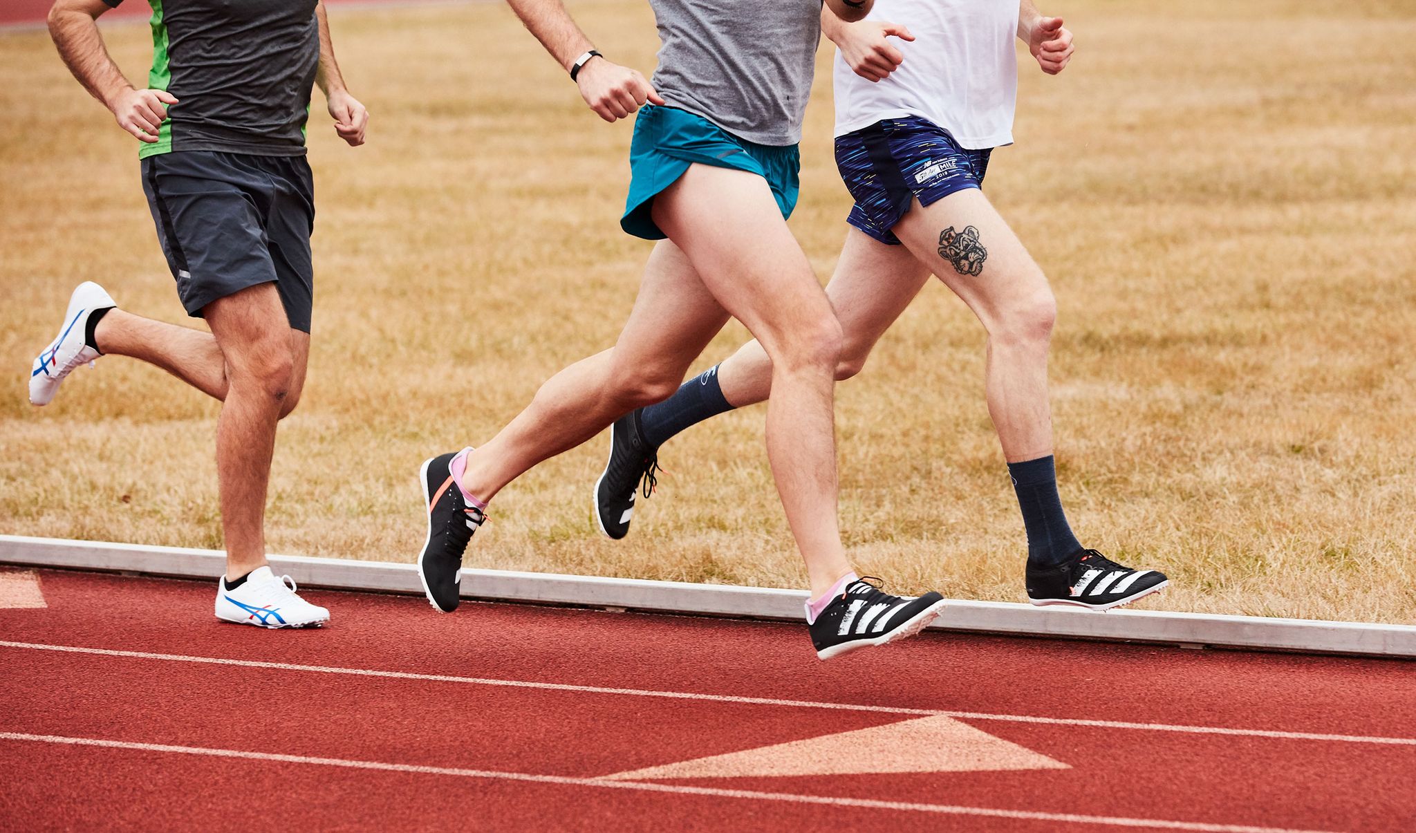 Hinh anh 1: 10 doi giay chay bo chuyen dung tot nhat cho nam gioi