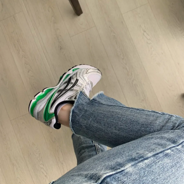 Giay Asics Gel Kayano 14 'White Green' 1201A019-110
