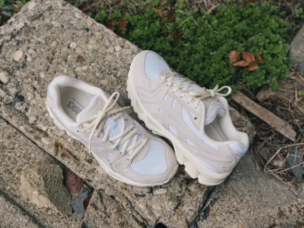 Giay Asics Gel Kayano 14 'White Smoke Grey' 1202A105-103