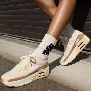 Giay Nike Air Max 90 LV8 'Since 72' HF4302-133