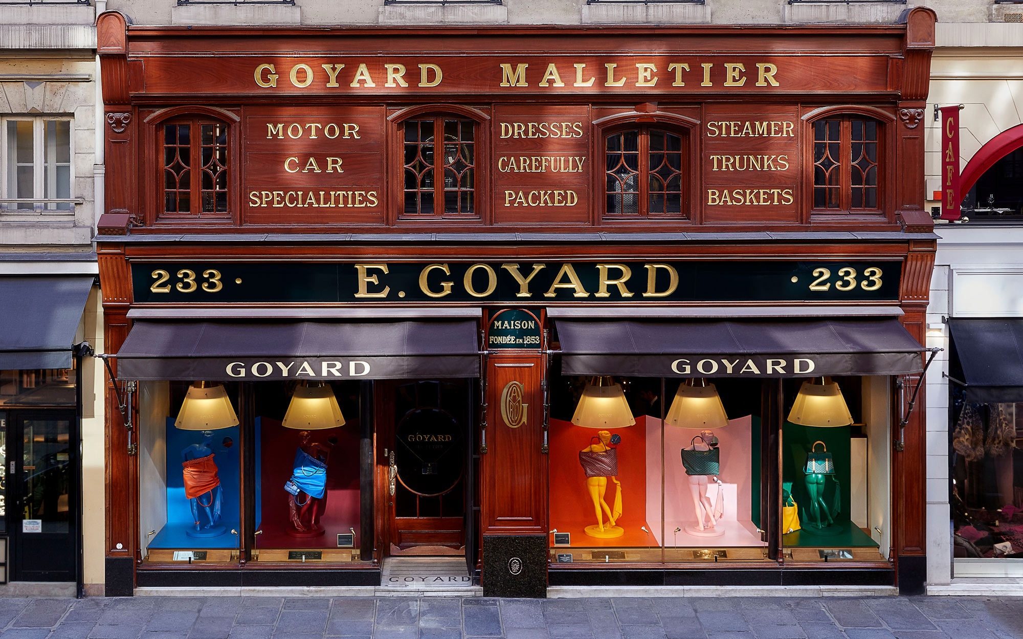 Túi Goyard: Vẻ đẹp thượng lưu không phải ai có tiền cũng mua được Hinh anh 2: Tui Goyard: Ve dep thuong luu khong phai ai co tien cung mua duoc