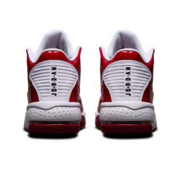 Giay Nike Air Jordan Max Aura 'White Red' DC1767-100