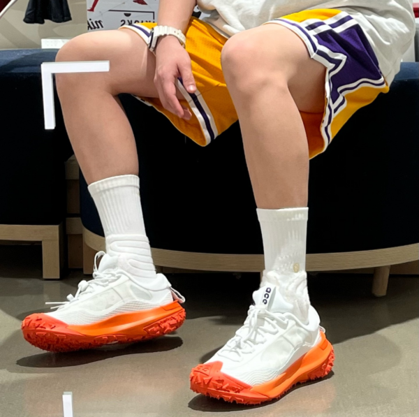 Giay Nike ACG Mountain Fly 2 Low 'Orange' DV7903-100