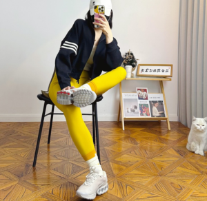 Giay Nike Air Max DN 'Light Brown' FJ3145-101