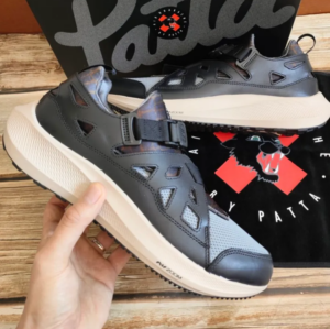 Giay Nike Air Huarache 20Y24 x Patta 'Black Grey' FJ4201-001