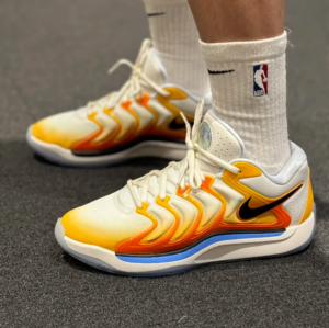 Giay Nike KD 17 'Sunrise' FJ9488-700