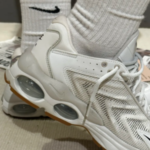 Giay Nike Air Max TW Summit 'Phantom' FN6921-100