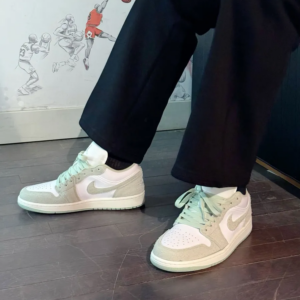 Giay Nike Air Jordan 1 Low 'Seafoam' FN9137-131