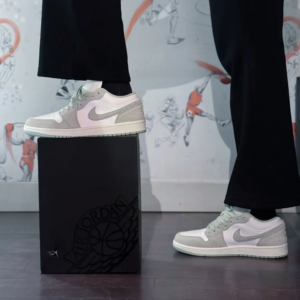 Giay Nike Air Jordan 1 Low 'Seafoam' FN9137-131